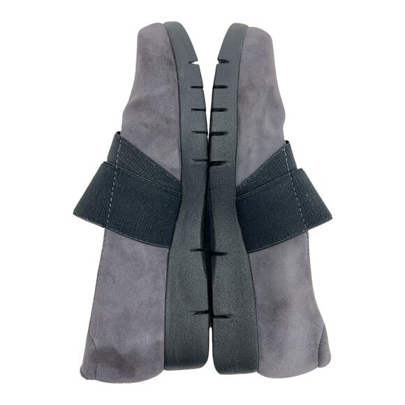 Clarks (8) Dark Gray Suede Platform Mary Jane Comfort Loafer Shoes - Picture 3 of 10